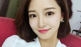 网红小神彤吃瓜图片大全,网红美食界的趣味瞬间